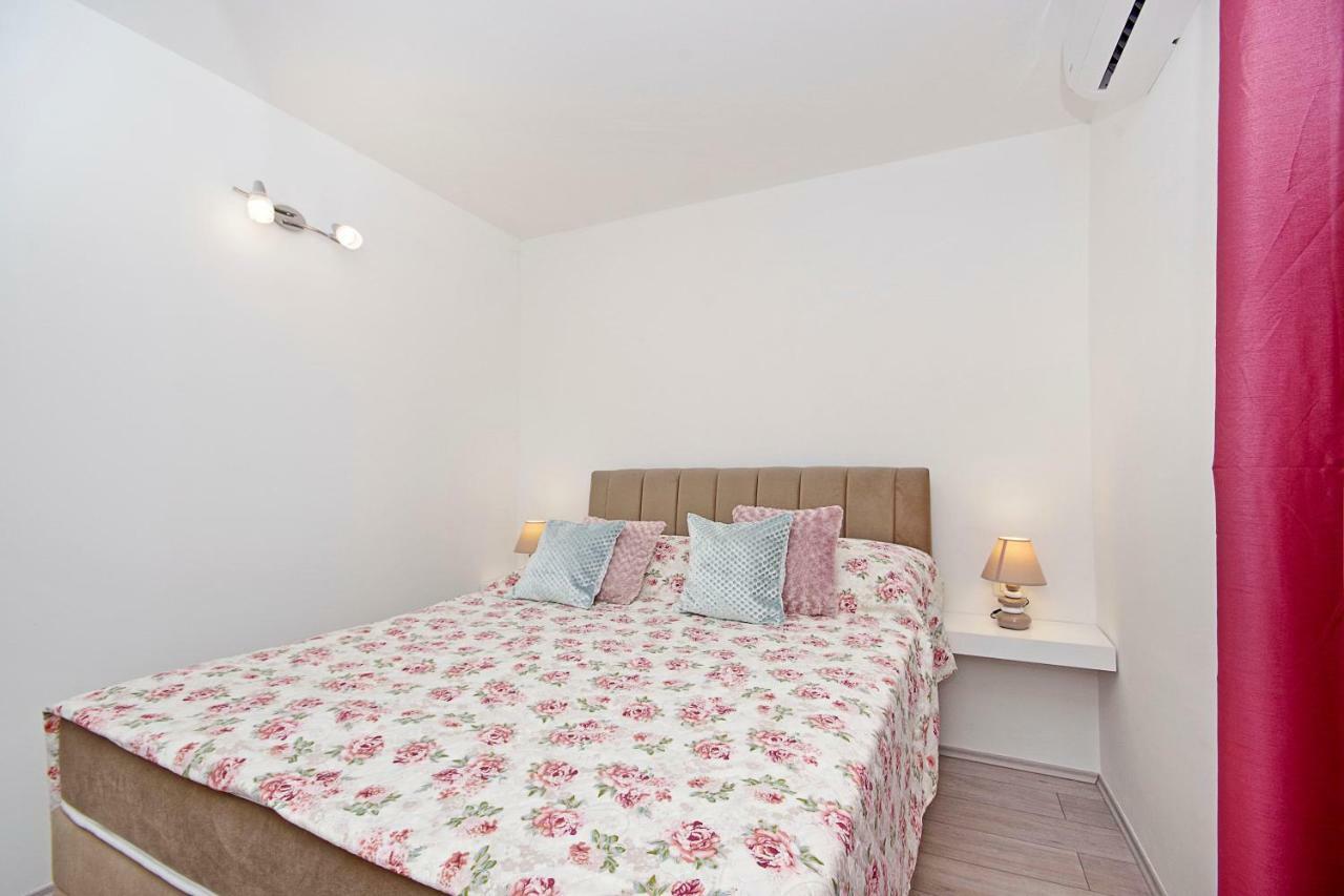Apartment Mira Makarska Eksteriør bilde